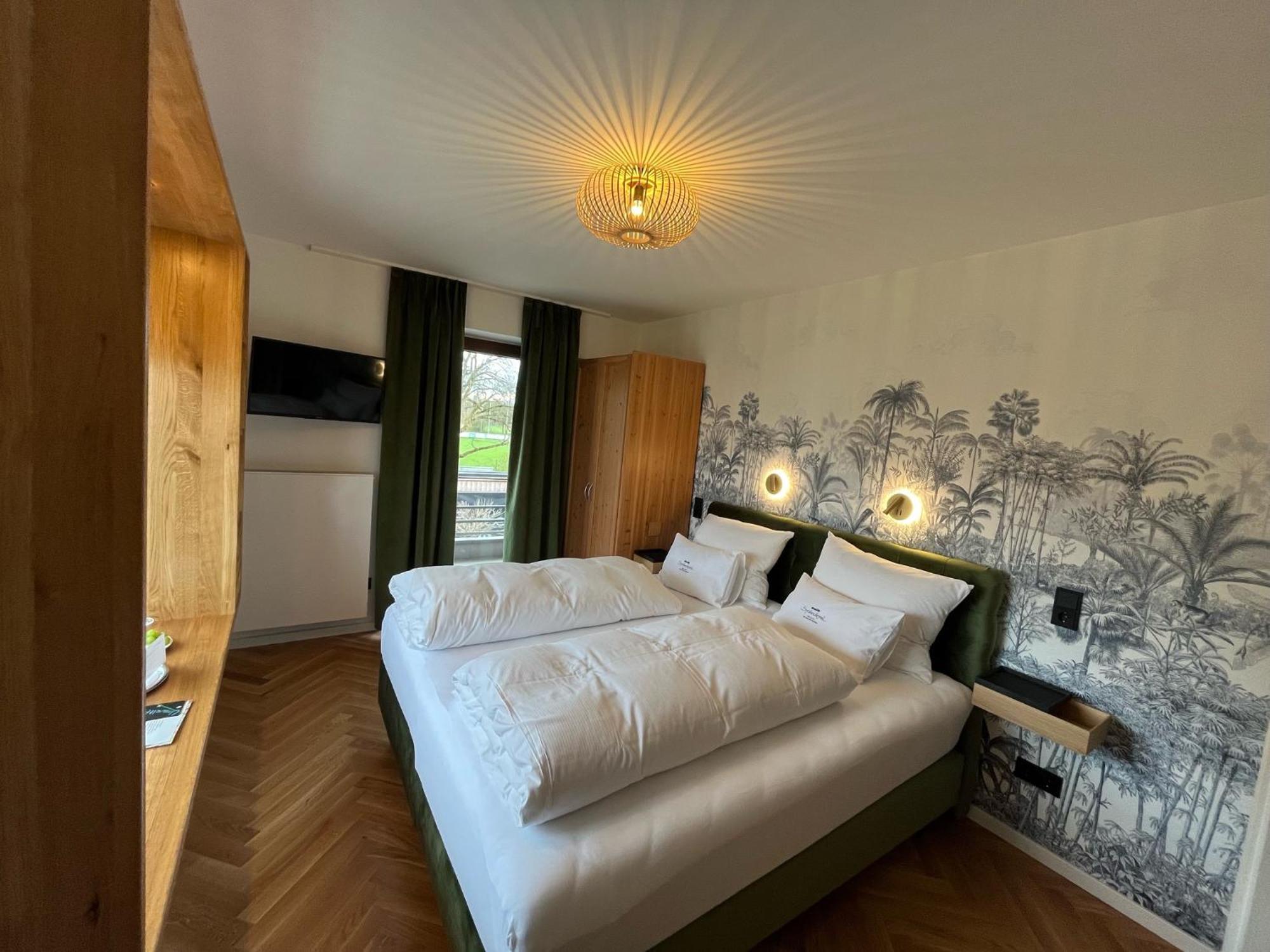 Strandhotel Suedsee Dießen am Ammersee Екстериор снимка